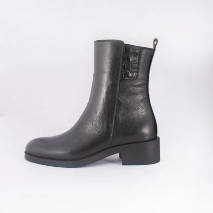 نیم بوت چرم طبیعی زنانه مدل 302